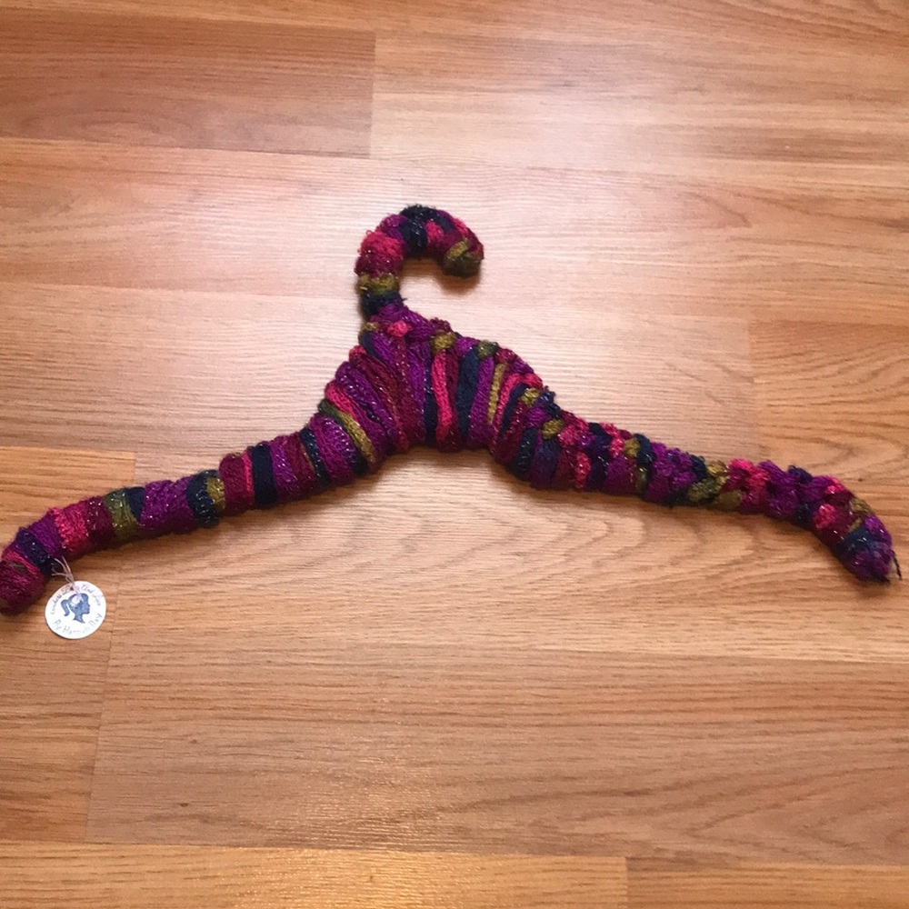 Hanger crocheted